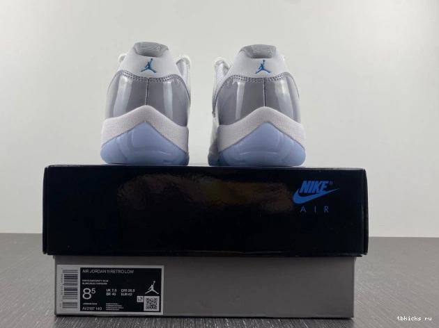 Reps TB 11 Jordan AV2187-140 Air Low Cement Grey 0821